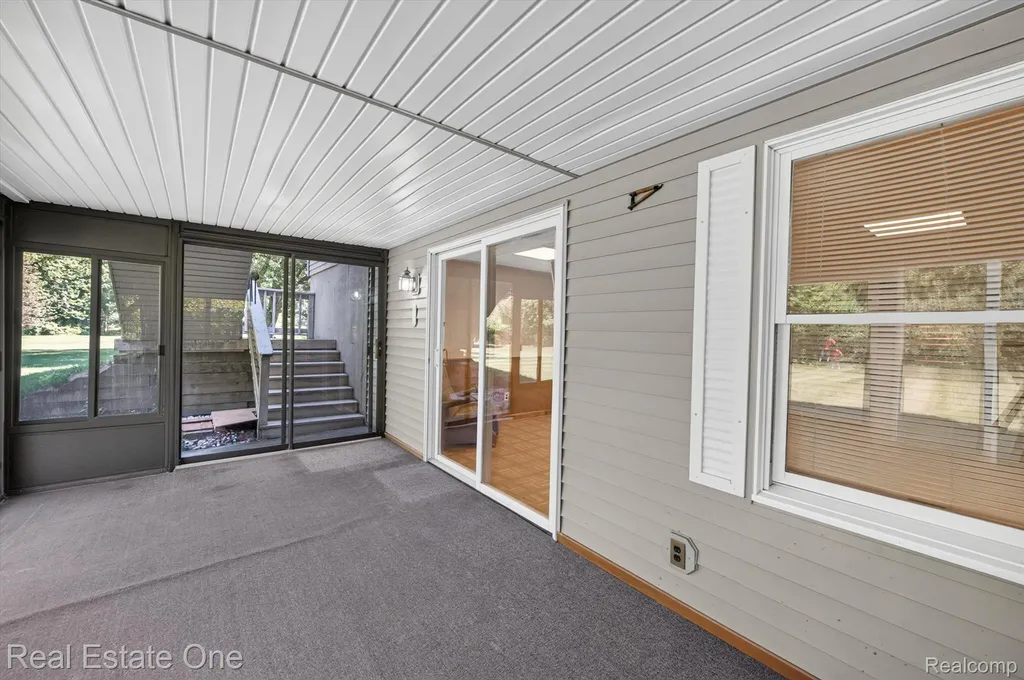 5128 Queensway Marion Township MI 48843