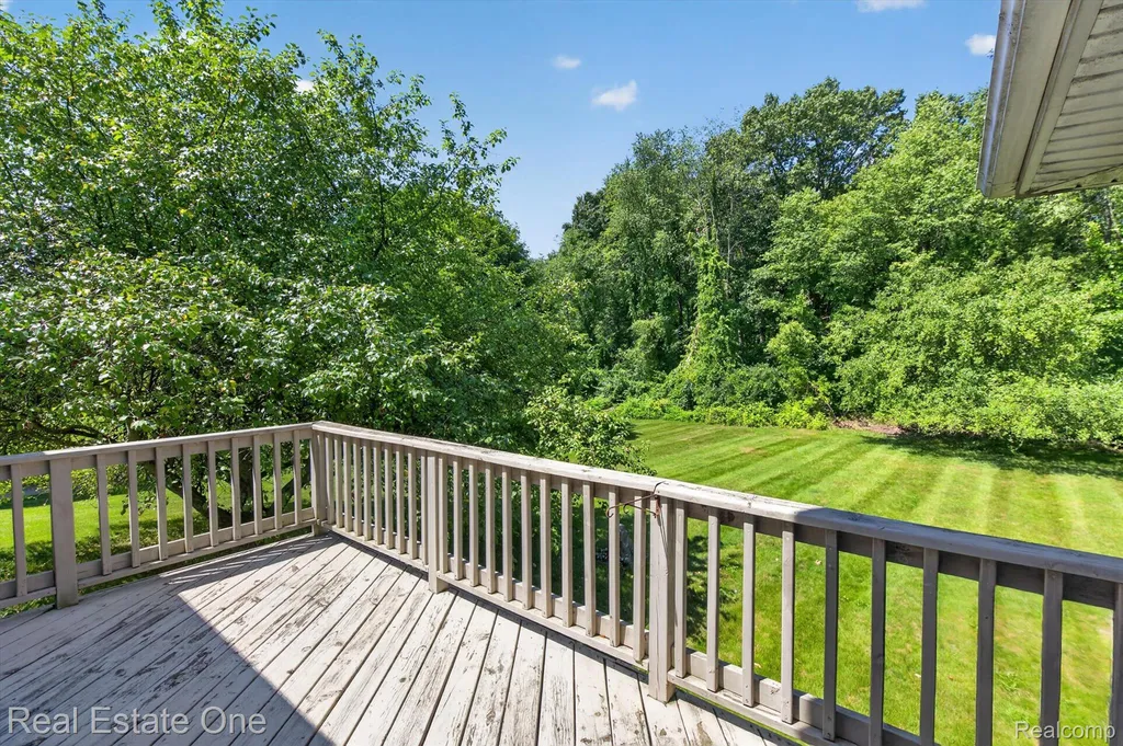 5128 Queensway Marion Township MI 48843
