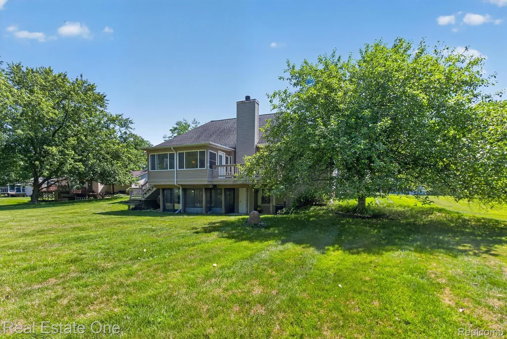 5128 Queensway Marion Township MI 48843