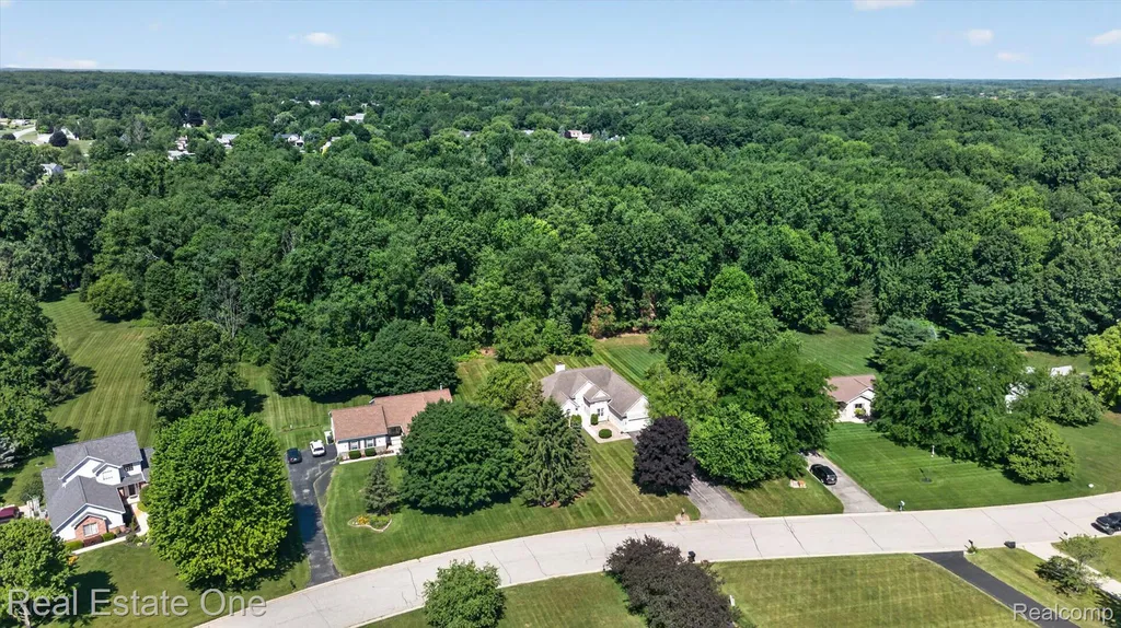 5128 Queensway Marion Township MI 48843