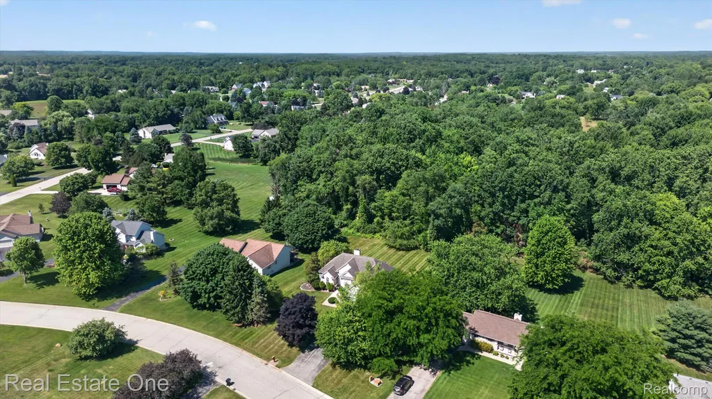 5128 Queensway Marion Township MI 48843