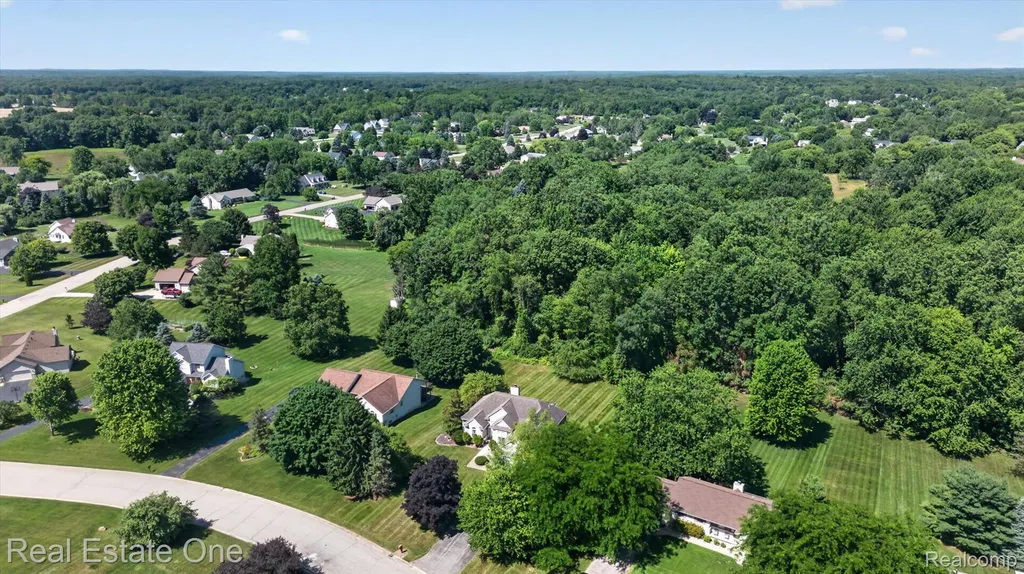 5128 Queensway Marion Township MI 48843