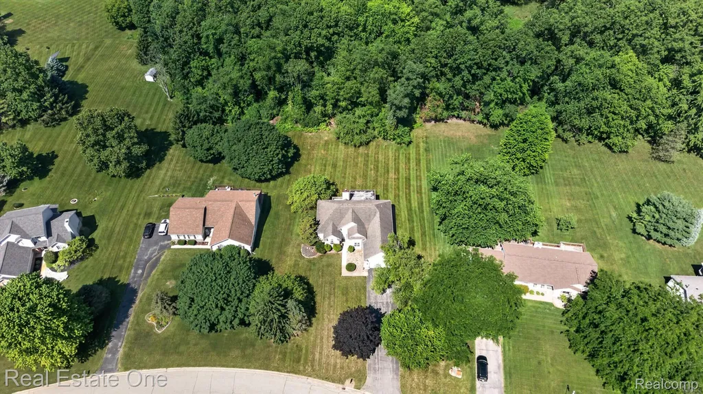 5128 Queensway Marion Township MI 48843