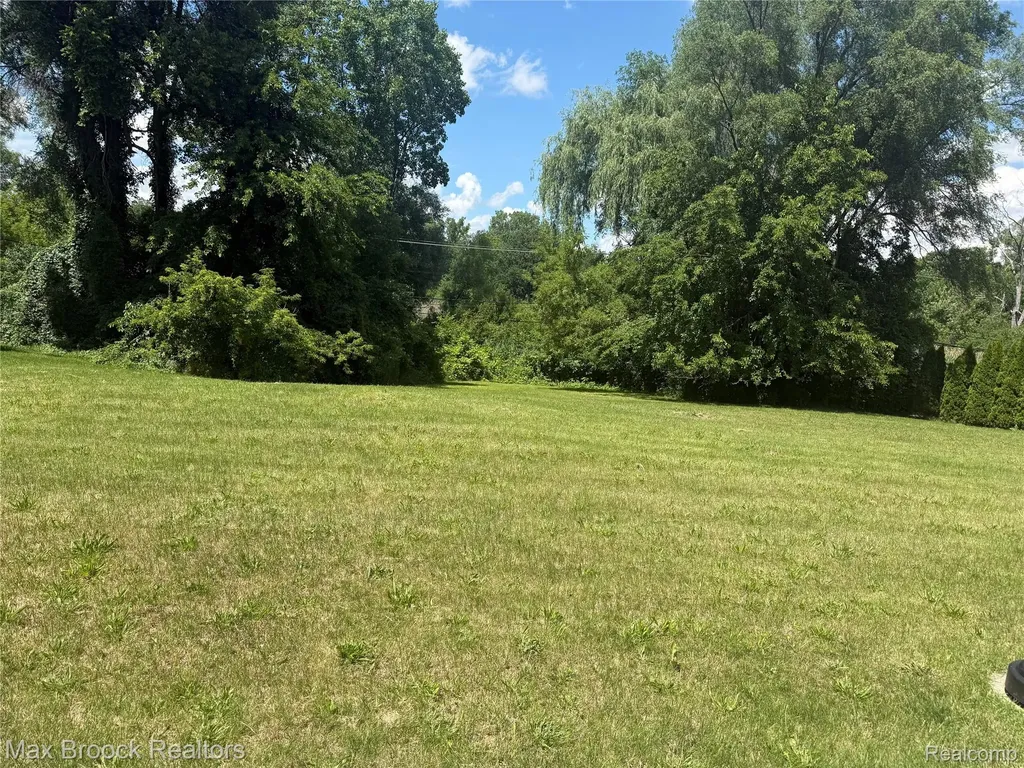3061 Auburn Road Auburn Hills City MI 48326