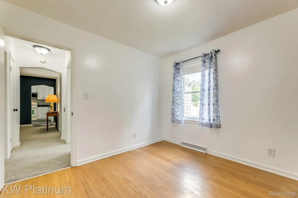 5930 Gratiot Avenue St. Clair Township MI 48079