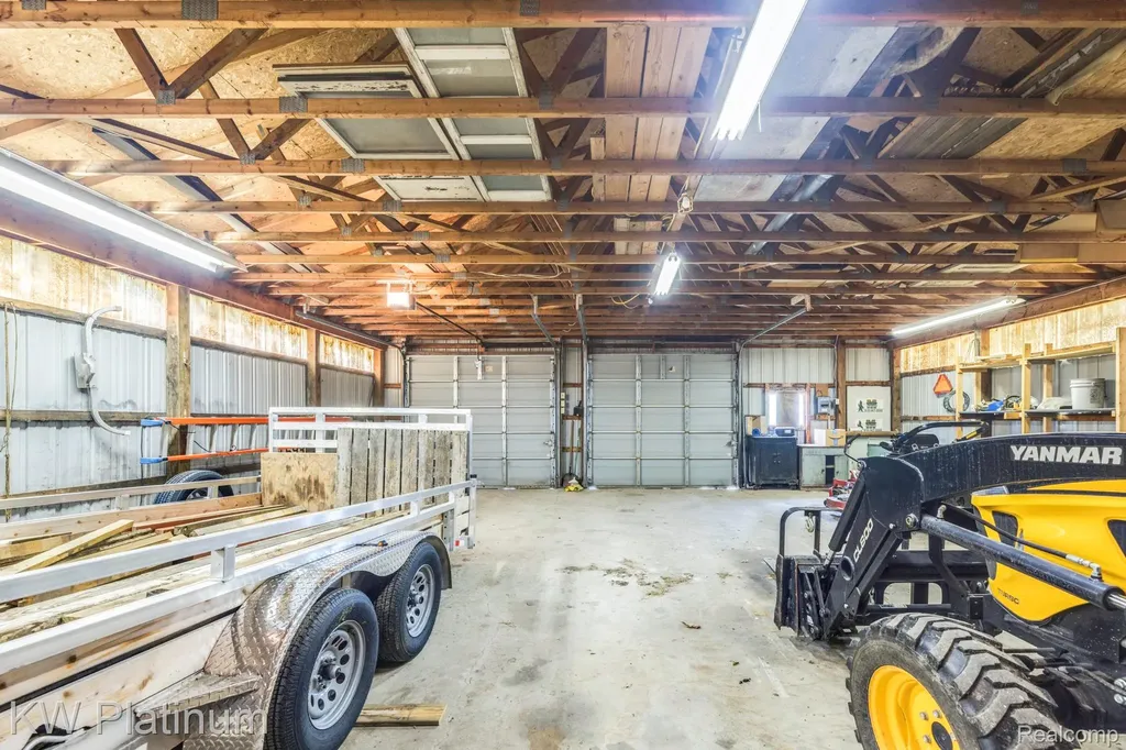 5930 Gratiot Avenue St. Clair Township MI 48079