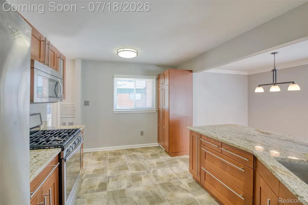 3014 Sylvan Drive Royal Oak City MI 48073
