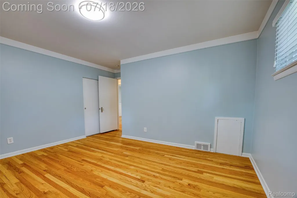3014 Sylvan Drive Royal Oak City MI 48073