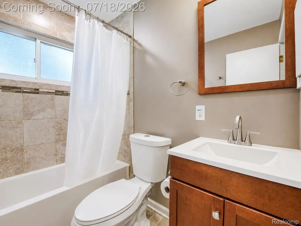 3014 Sylvan Drive Royal Oak City MI 48073
