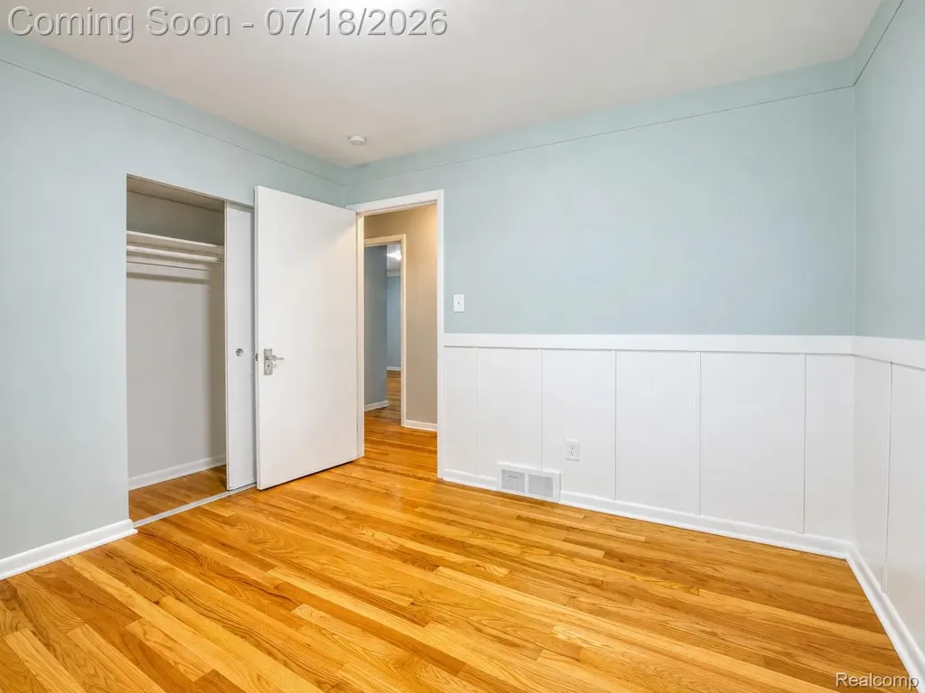 3014 Sylvan Drive Royal Oak City MI 48073