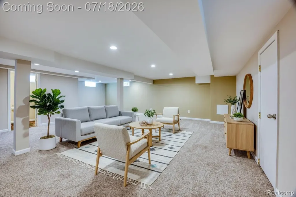 3014 Sylvan Drive Royal Oak City MI 48073