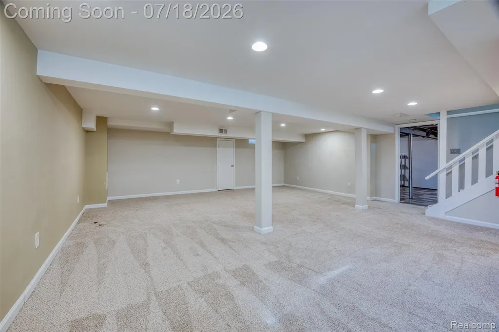 3014 Sylvan Drive Royal Oak City MI 48073