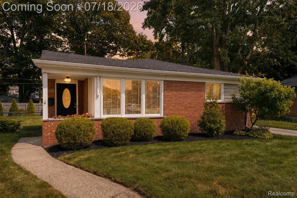 3014 Sylvan Drive Royal Oak City MI 48073