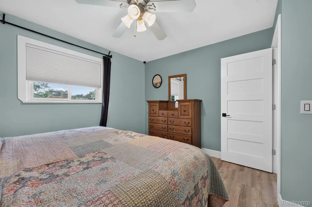 5355 N Seymour Road Flushing Charter Township MI 48433