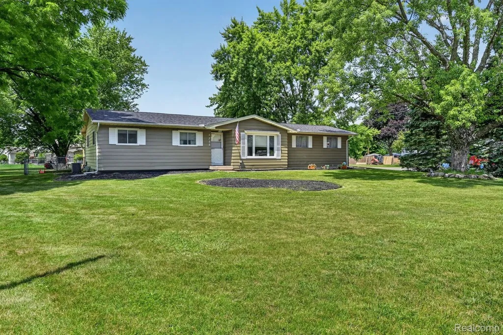 5355 N Seymour Road Flushing Charter Township MI 48433