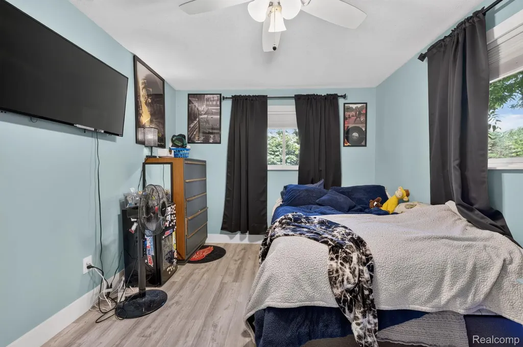 5355 N Seymour Road Flushing Charter Township MI 48433