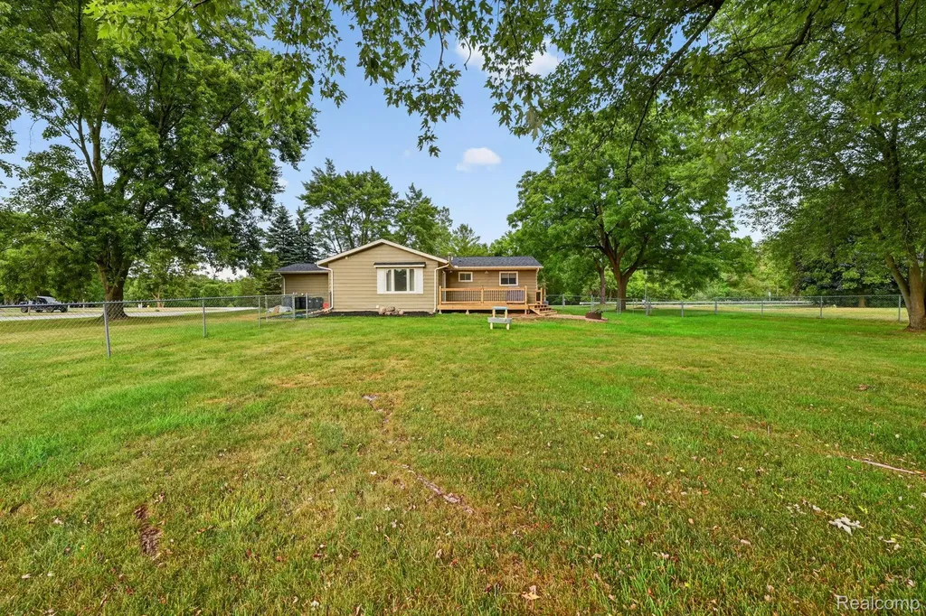 5355 N Seymour Road Flushing Charter Township MI 48433