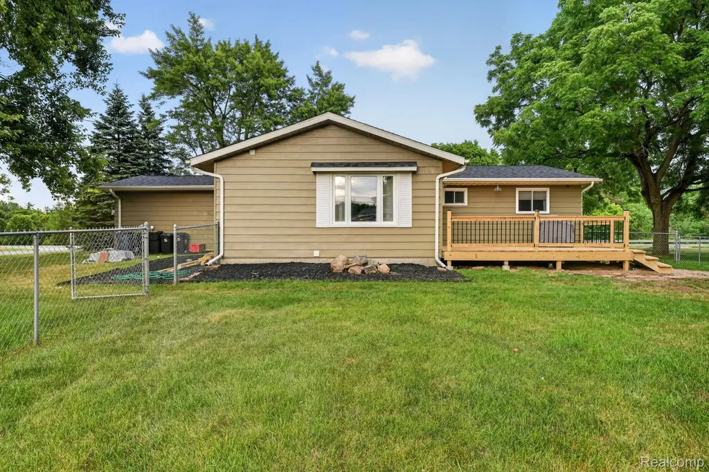 5355 N Seymour Road Flushing Charter Township MI 48433