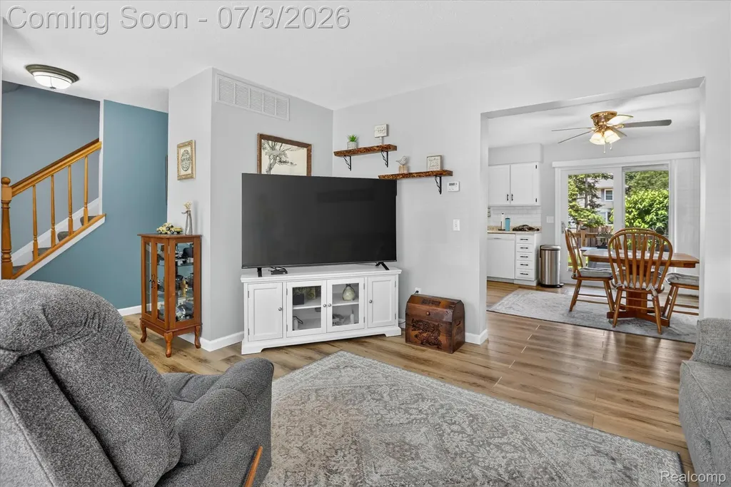 13274 Lake Point Boulevard Van Buren Charter Township MI 48111