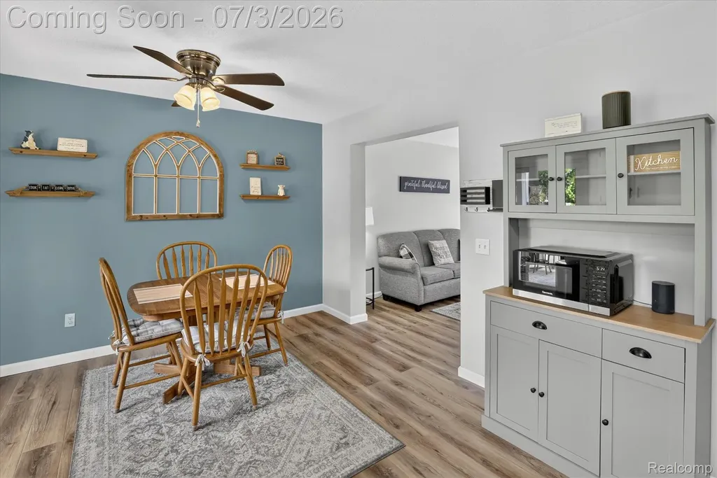 13274 Lake Point Boulevard Van Buren Charter Township MI 48111