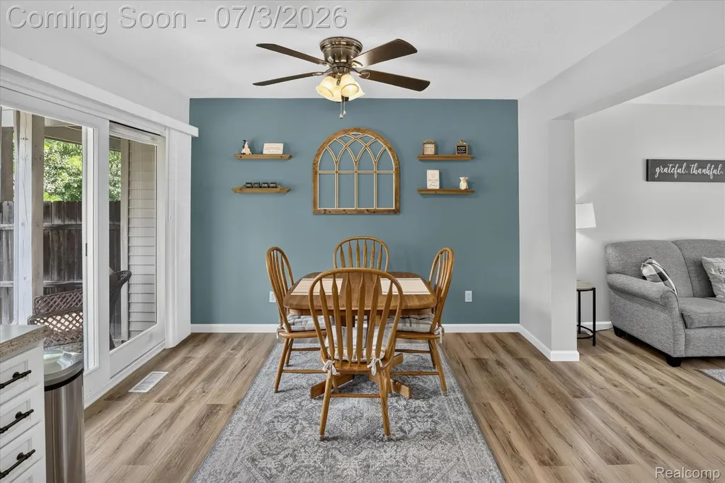 13274 Lake Point Boulevard Van Buren Charter Township MI 48111
