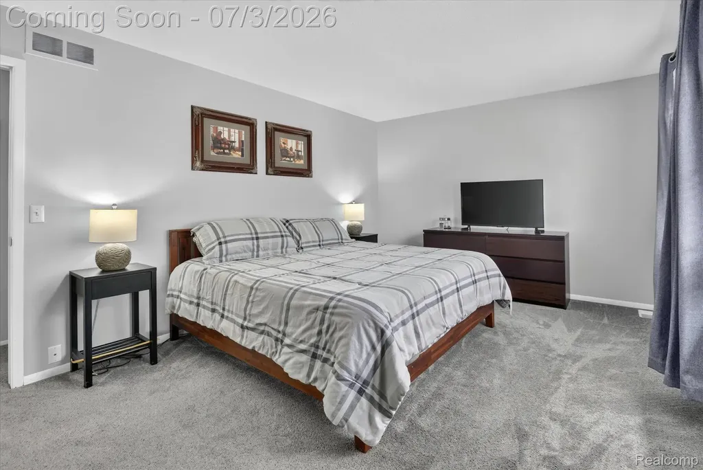 13274 Lake Point Boulevard Van Buren Charter Township MI 48111