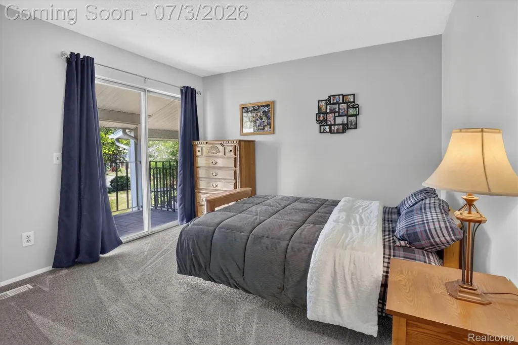 13274 Lake Point Boulevard Van Buren Charter Township MI 48111