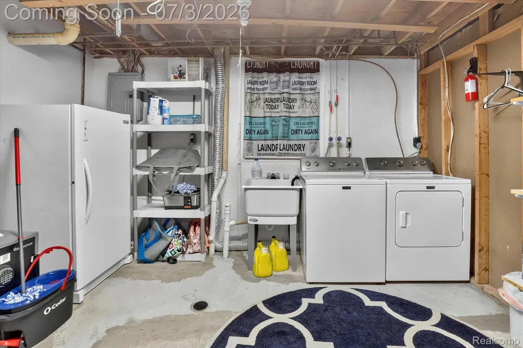 13274 Lake Point Boulevard Van Buren Charter Township MI 48111