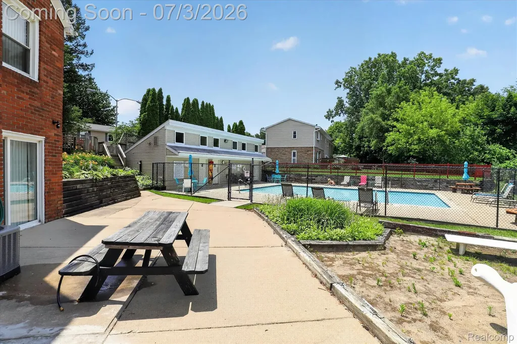 13274 Lake Point Boulevard Van Buren Charter Township MI 48111