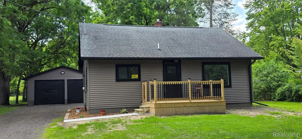 9205 Neff Road Vienna Charter Township MI 48420