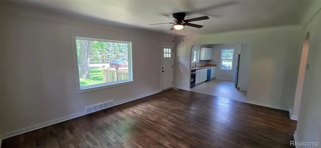 9205 Neff Road Vienna Charter Township MI 48420