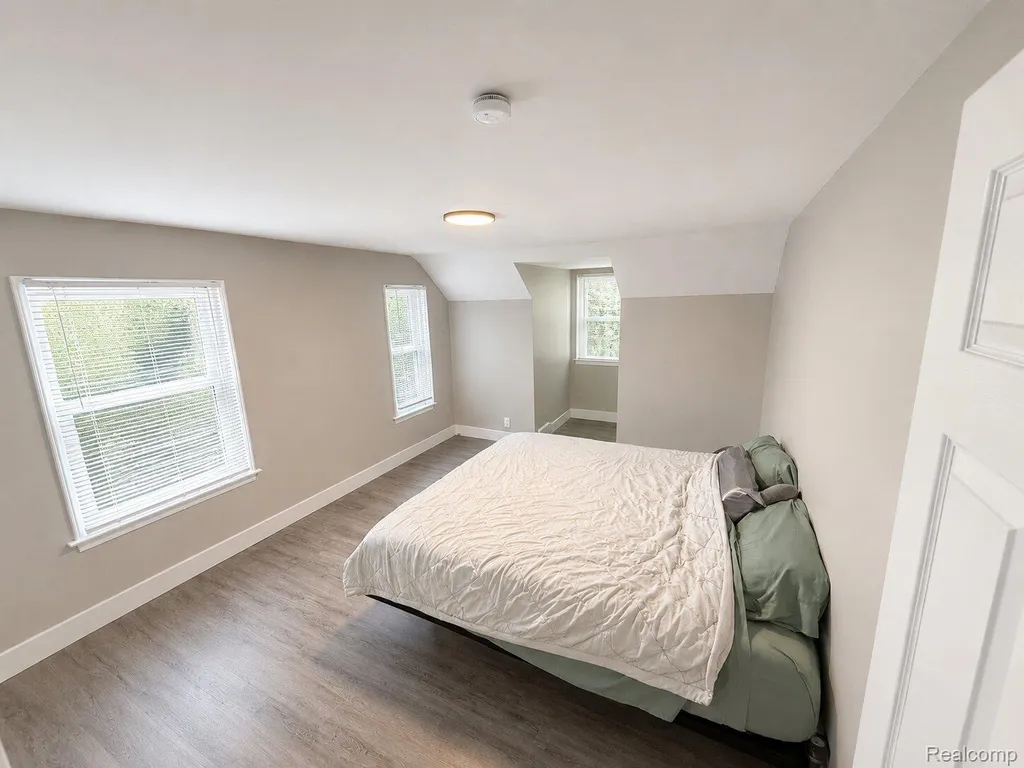 15470 Murray Hill Street Detroit City MI 48227