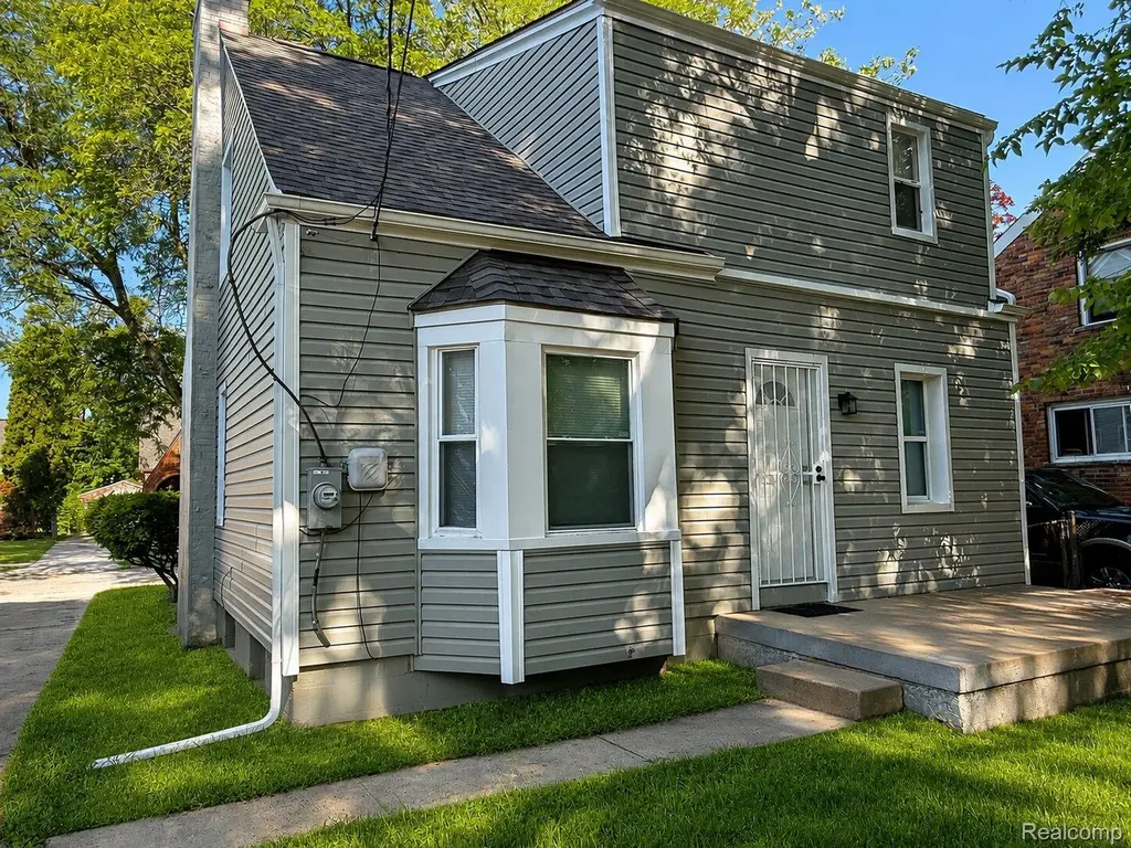 15470 Murray Hill Street Detroit City MI 48227