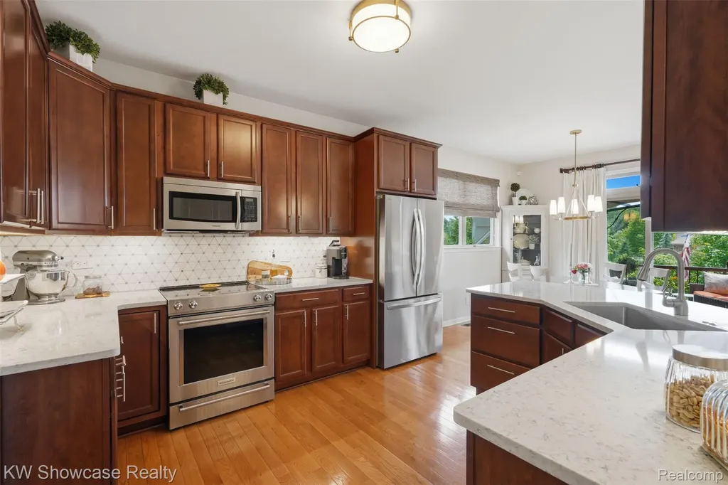 2265 Brigantine Commerce Charter Township MI 48382