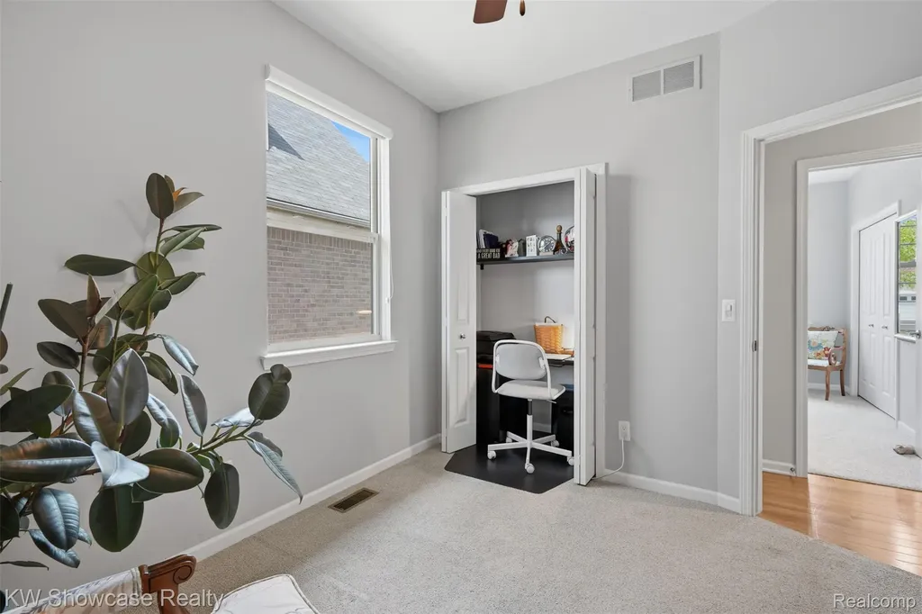 2265 Brigantine Commerce Charter Township MI 48382