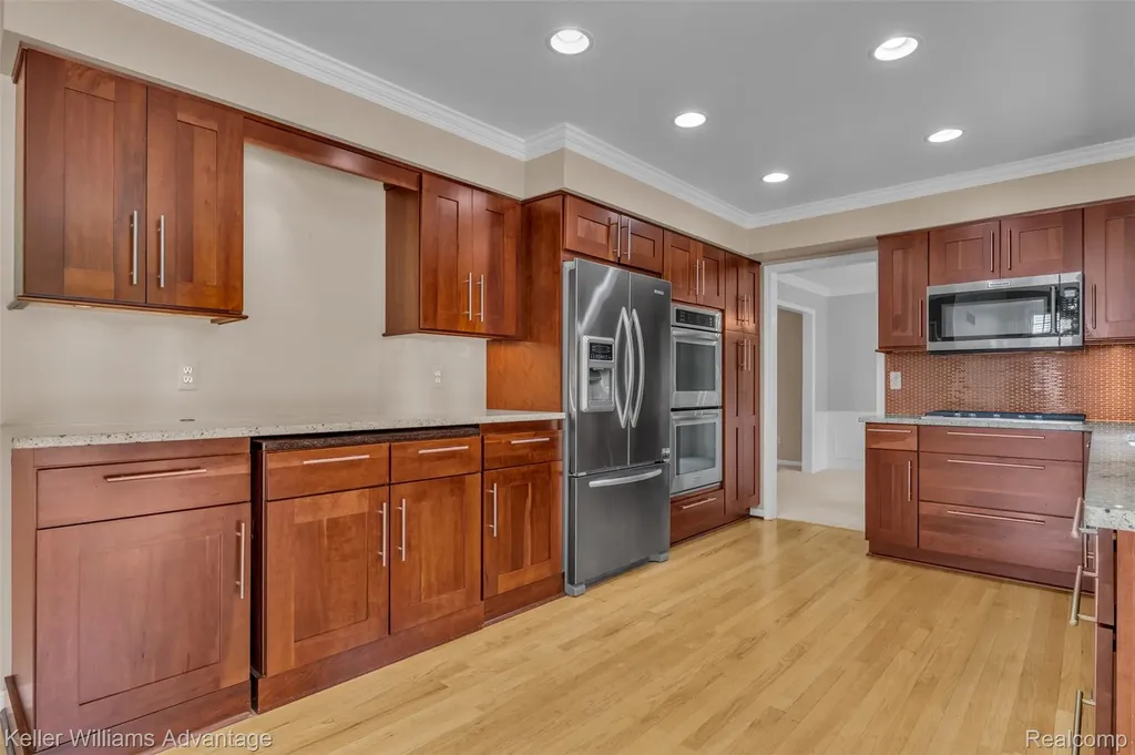6865 Kings Mill Drive Canton Charter Township MI 48187