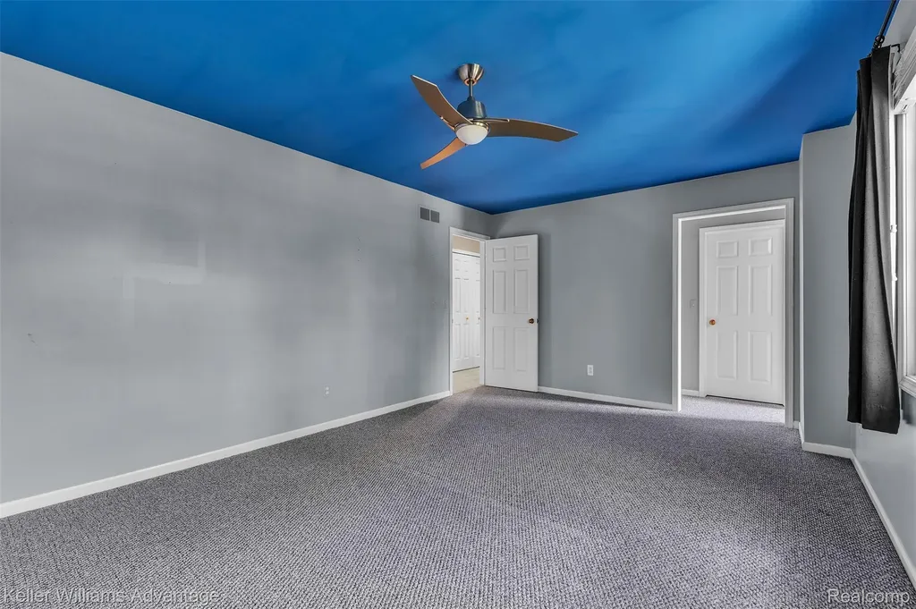 6865 Kings Mill Drive Canton Charter Township MI 48187