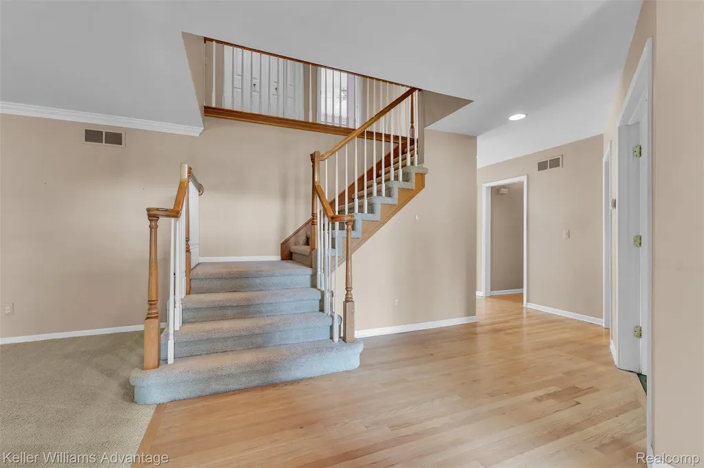 6865 Kings Mill Drive Canton Charter Township MI 48187