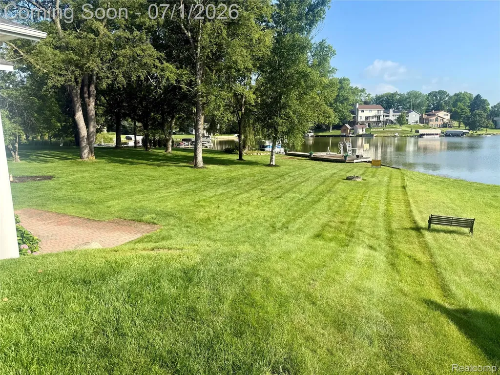 3780 Lake Lapeer Drive Elba Township MI 48455