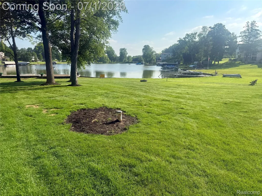 3780 Lake Lapeer Drive Elba Township MI 48455