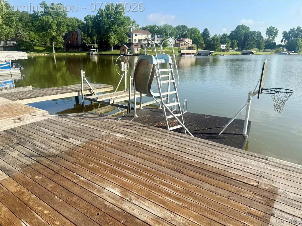 3780 Lake Lapeer Drive Elba Township MI 48455