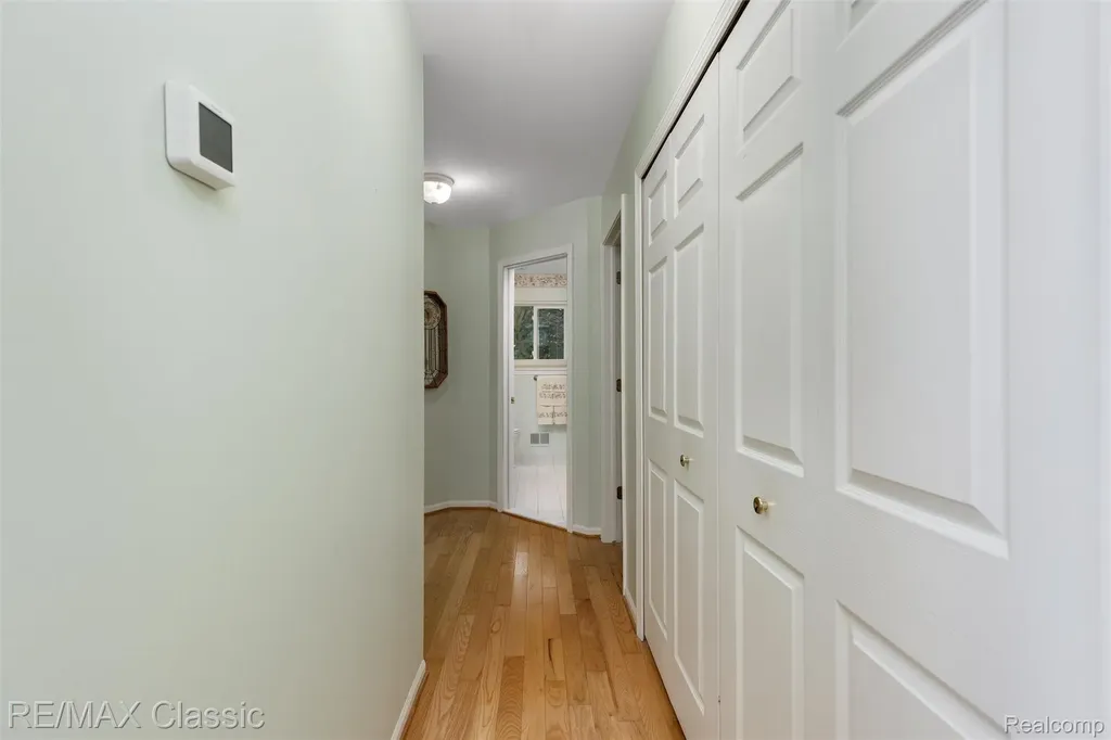 7671 Vamoco Drive Waterford Charter Township MI 48327
