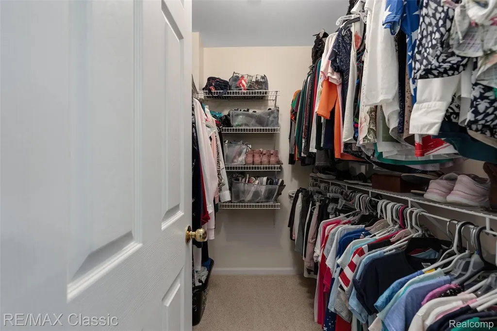 7671 Vamoco Drive Waterford Charter Township MI 48327