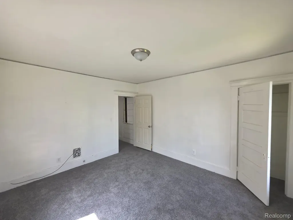 47 Pilgrim Street Highland Park City MI 48203