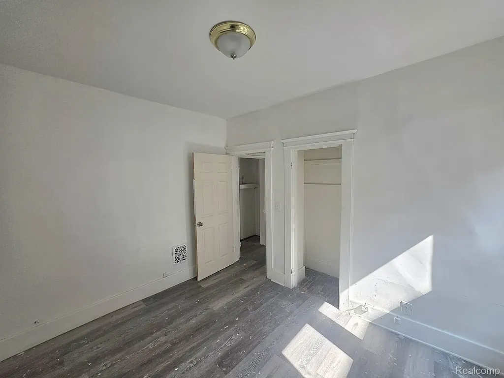 47 Pilgrim Street Highland Park City MI 48203