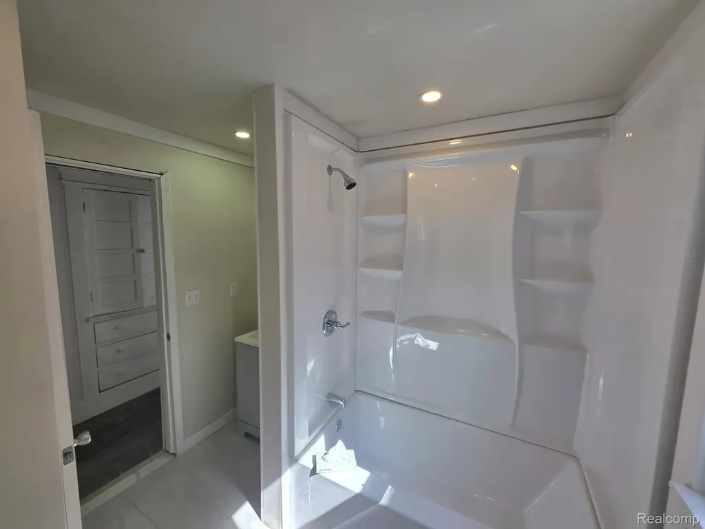 47 Pilgrim Street Highland Park City MI 48203