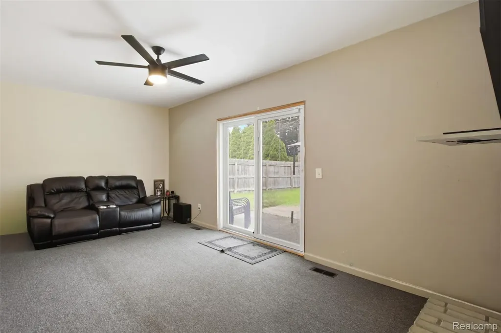 23707 Thornton Street Clinton Charter Township MI 48035