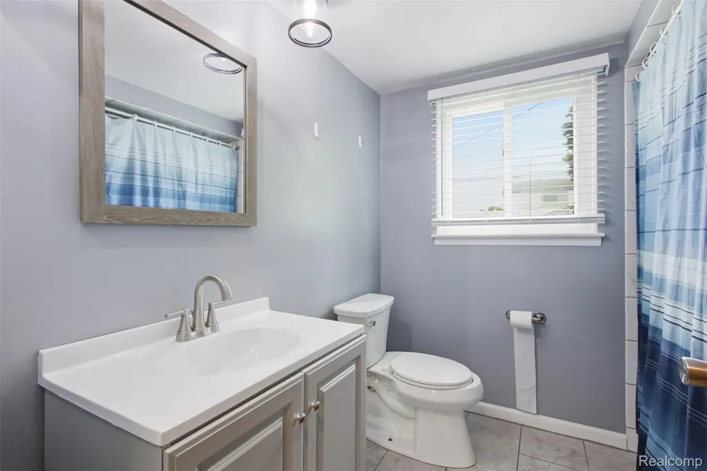 23707 Thornton Street Clinton Charter Township MI 48035