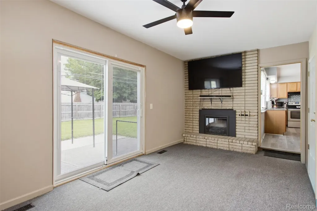 23707 Thornton Street Clinton Charter Township MI 48035