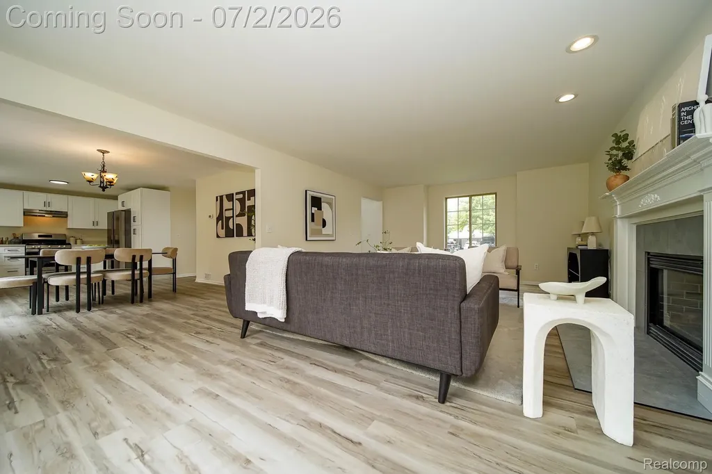 5558 Bedell Road Sterling Heights City MI 48310